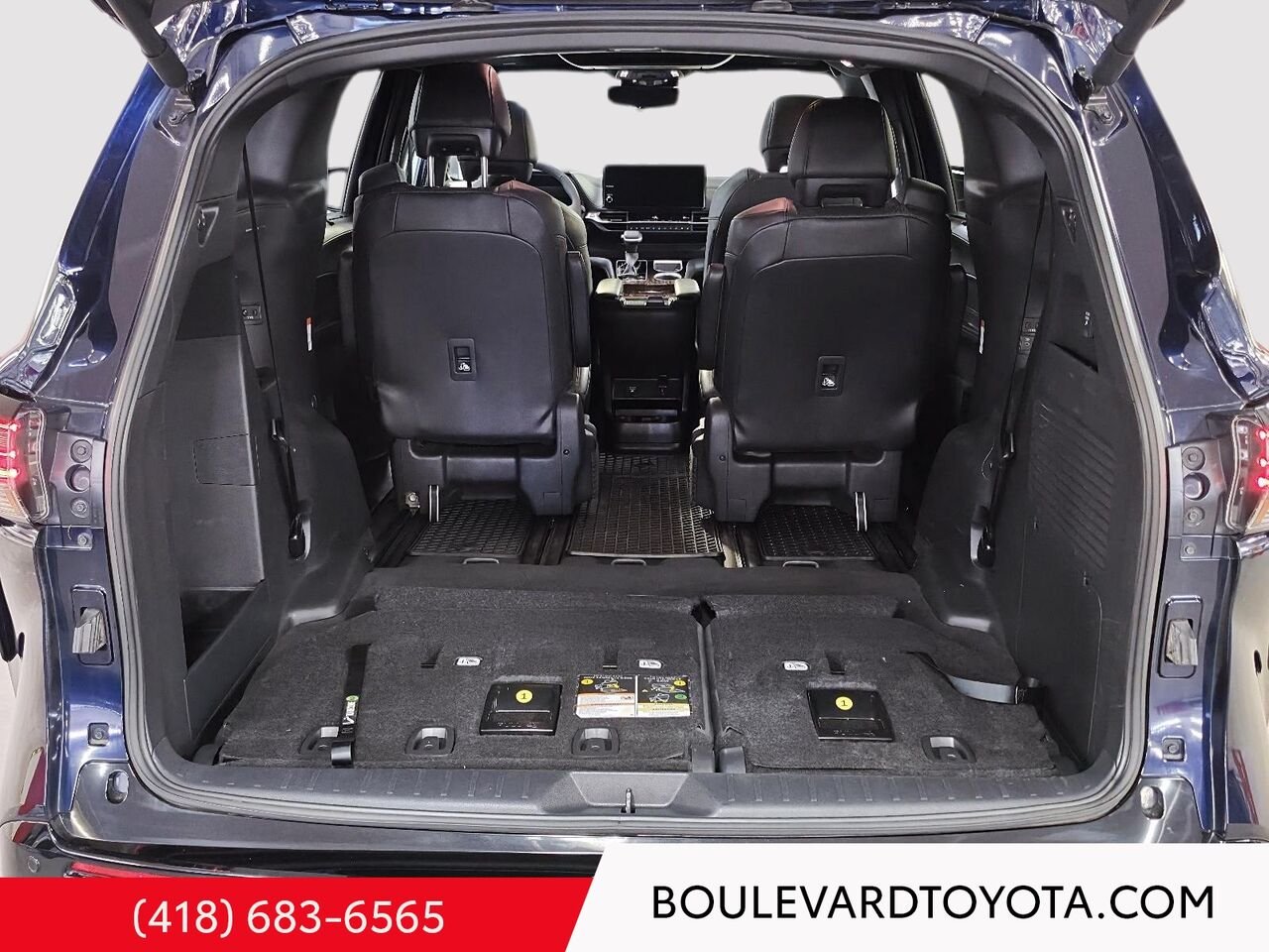 2025 Toyota Sienna 100498A-74 | LIMITED, 7 PLACES, AWD Blue Québec - photo #29