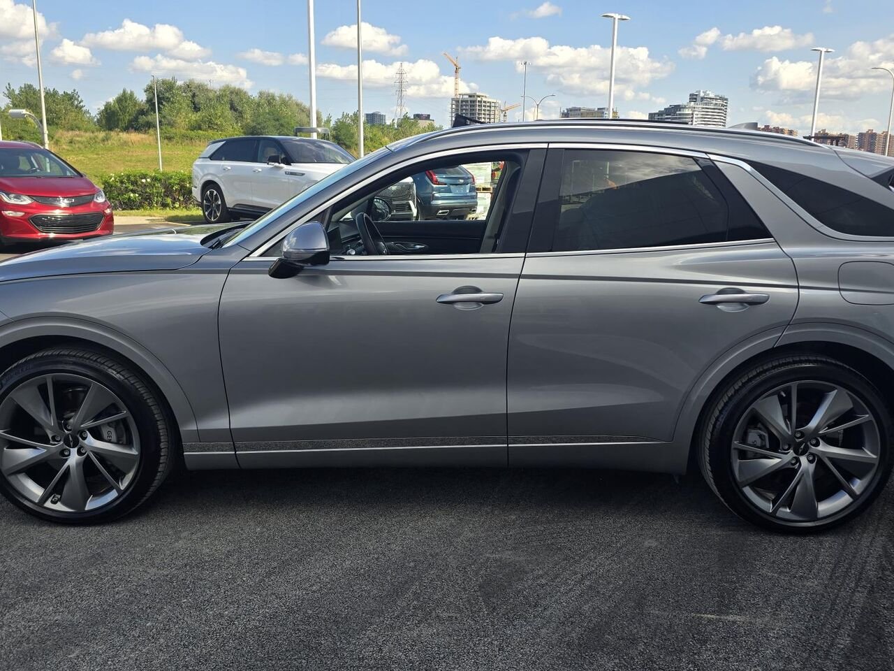 Genesis GV70 2.5T Advanced TI 2026 Argent Laval - photo #8