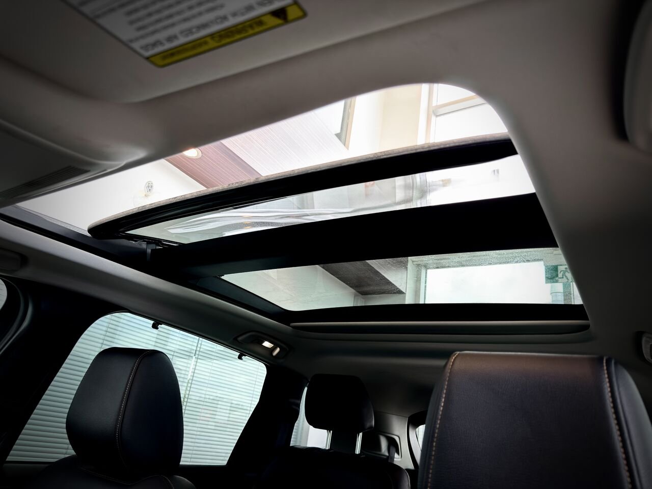 2024 Mazda CX-90 hybride léger Black Notre-Dame-des-Prairies - photo #15