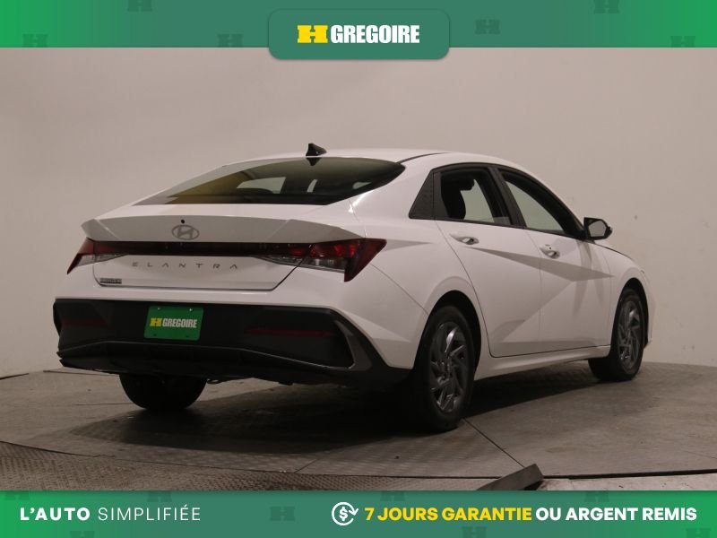 Hyundai Elantra 2024 Blanc Saint-Eustache - photo #8