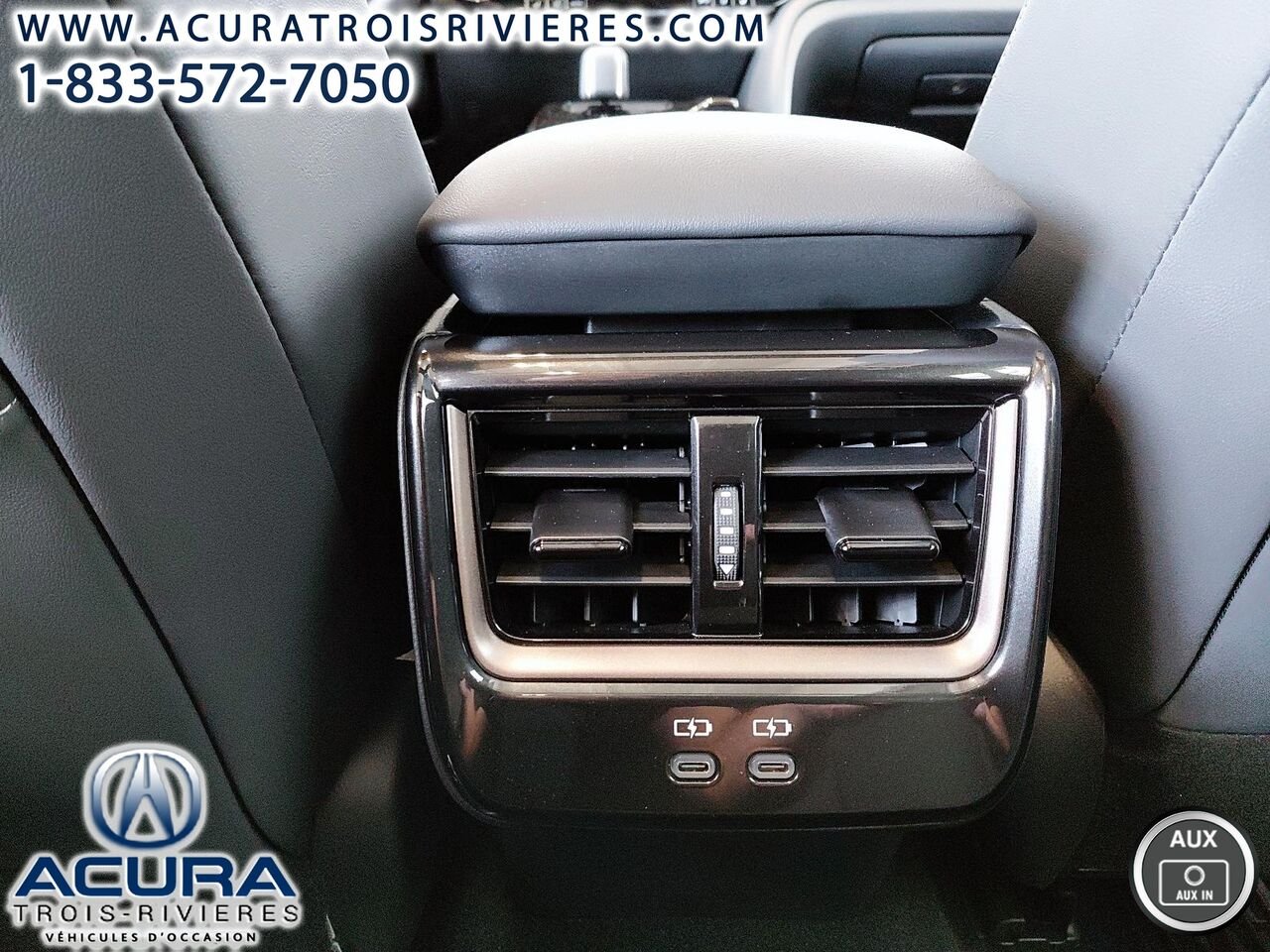 Toyota Crown Signia HEV 2025 Blanc Trois-Rivières - photo #18