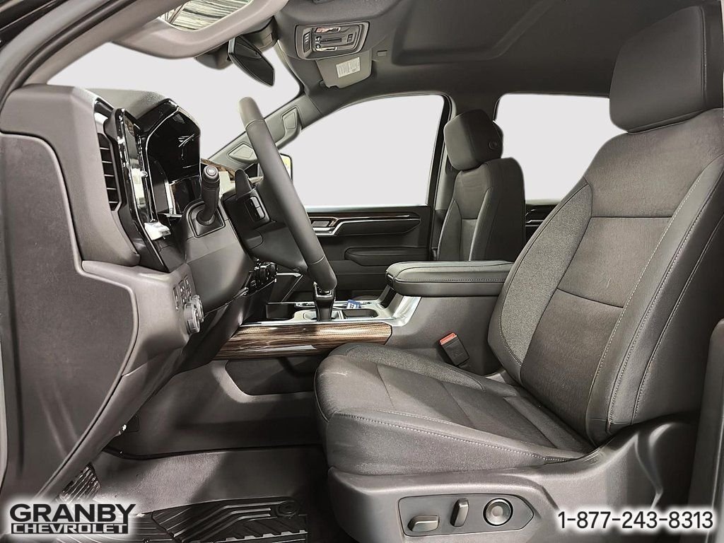 CHEVROLET Silverado 1500 K1500 SILVERADO CREW CAB LT TRAIL BOSS STD/BOX (2LT) | E26-0792 2026 NOIR Granby - photo #9