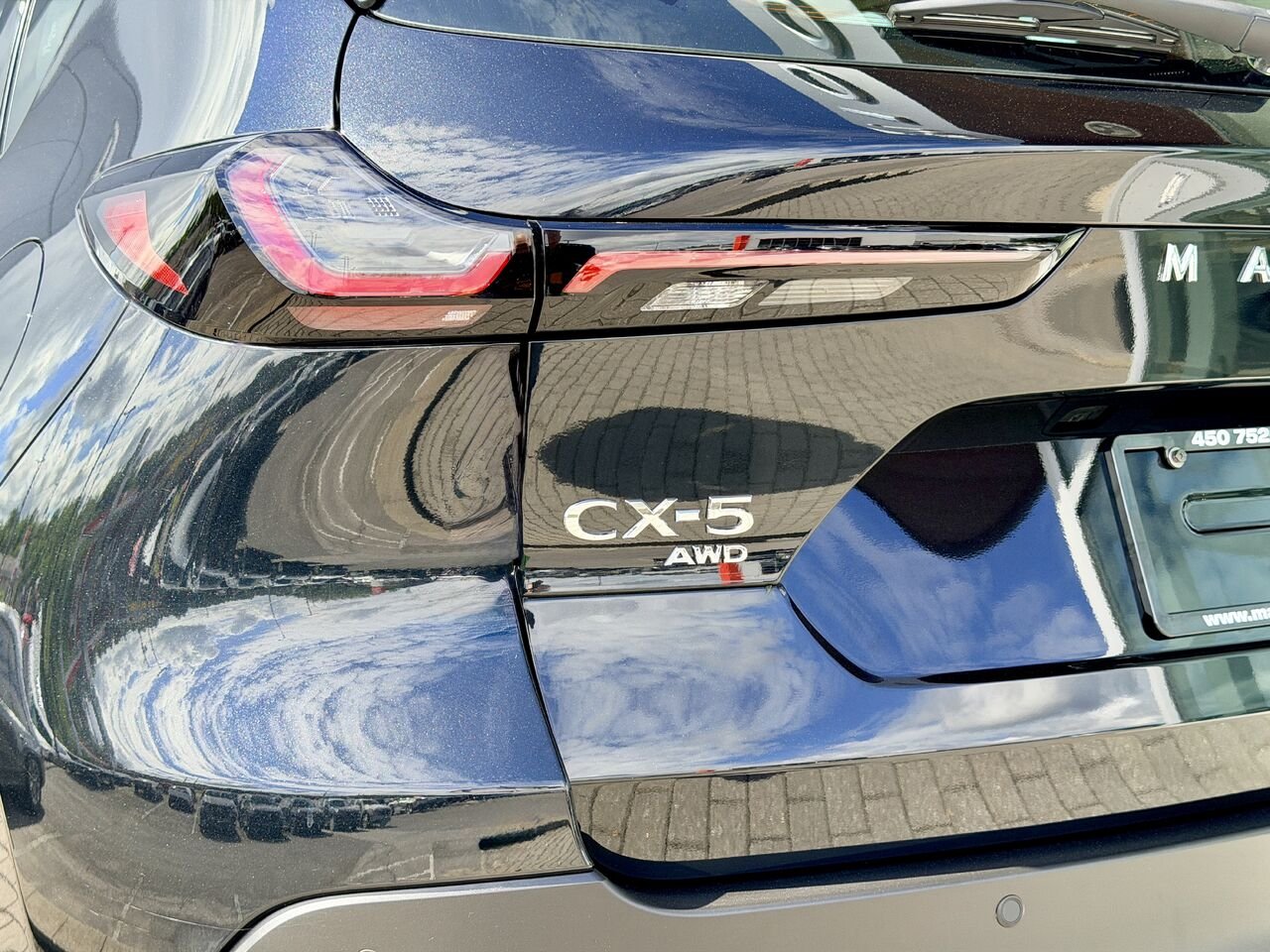 2026 MAZDA CX-5 Jet Black Mica Notre-Dame-des-Prairies - photo #10