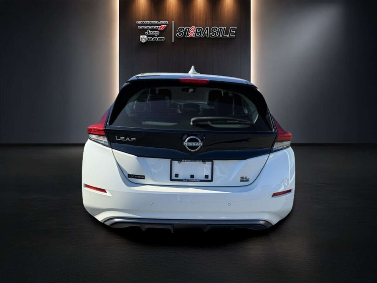 Nissan Leaf 2023 Blanc Saint-Basile-le-Grand - photo #21