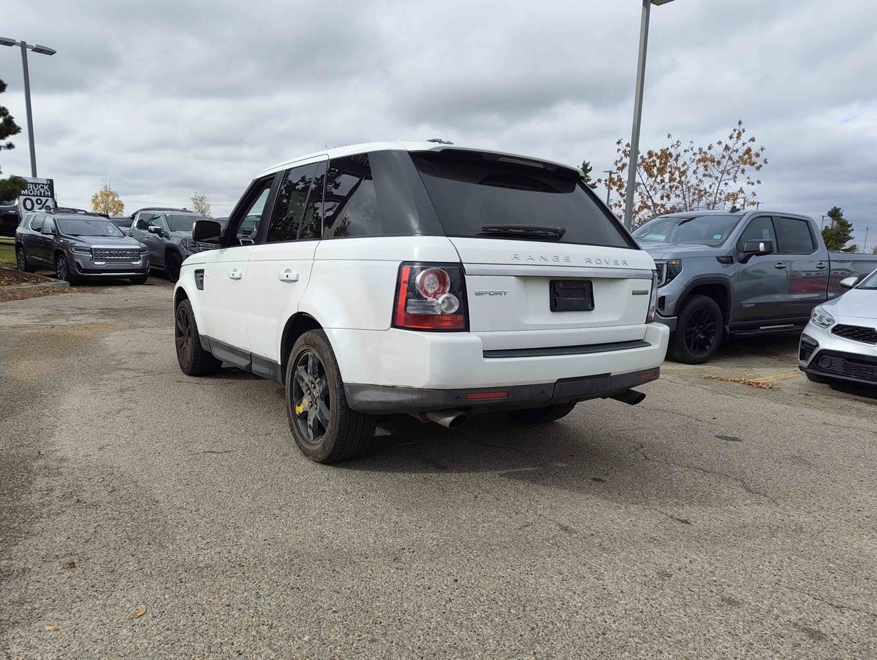 2012 Land Rover Range Rover Sport 4WD 4dr SC White Sherwood Park - photo #4