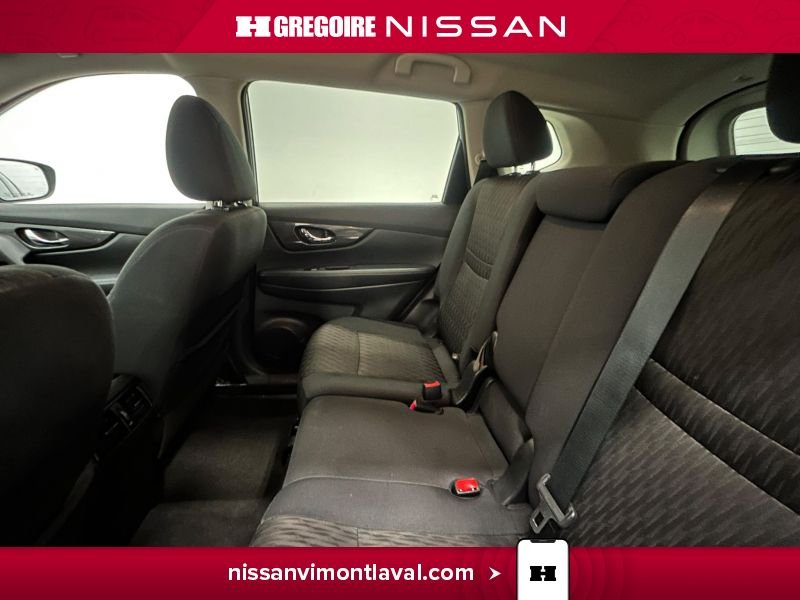 2019 Nissan Rogue Grey Laval - photo #16
