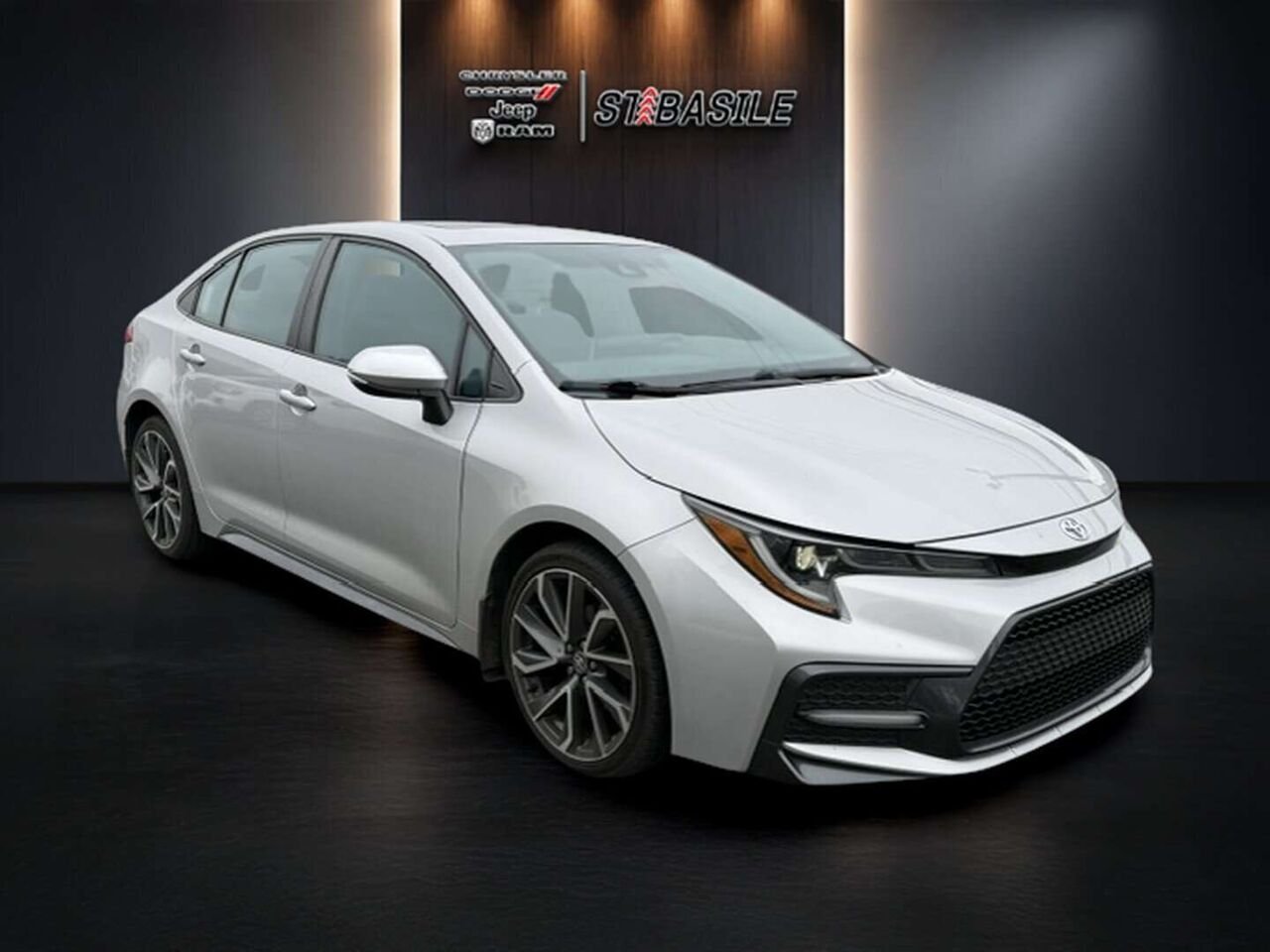 Toyota Corolla 2020 Argent Saint-Basile-le-Grand - photo #2