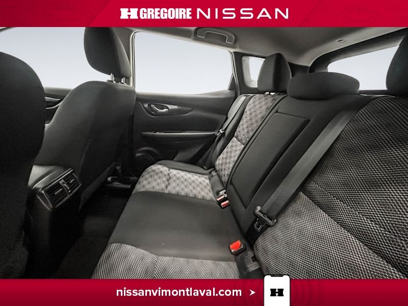 Nissan Qashqai 2023 Gris Laval - photo #16