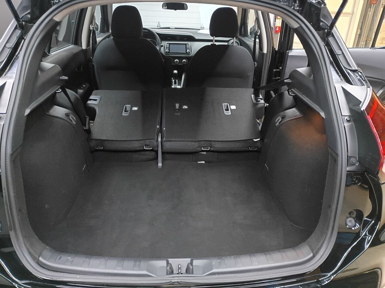 2021 Nissan Kicks Black Blainville - photo #13