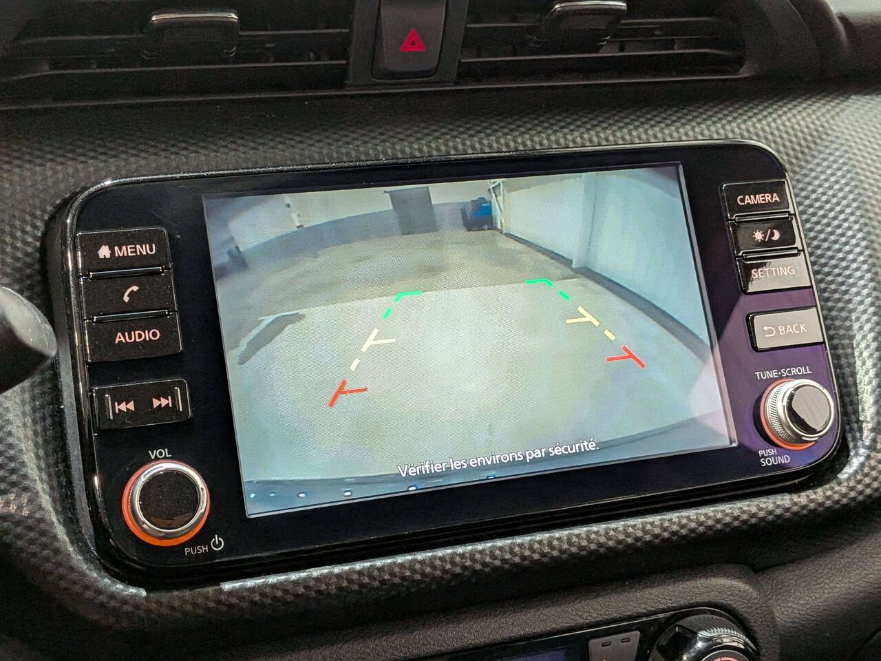 Nissan Kicks SV FWD 2023 Gris Val-David - photo #22