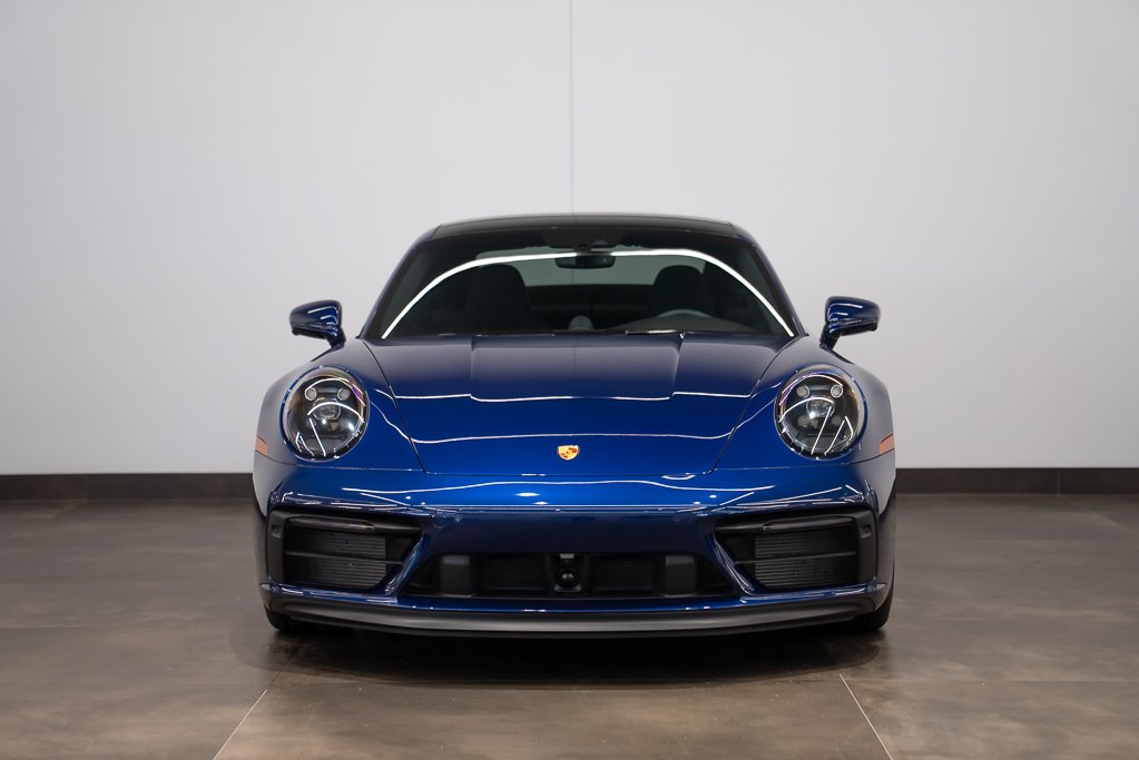 Porsche 911 Carrera 4 GTS Coupe 2023 Bleu Kirkland - photo #1
