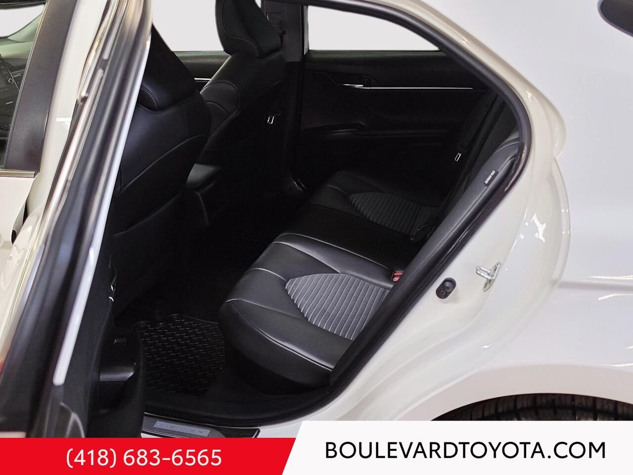 Toyota Camry 100493A-71 | SE AMÉLIORÉ, HYBRIDE 2023 Blanc Québec - photo #19