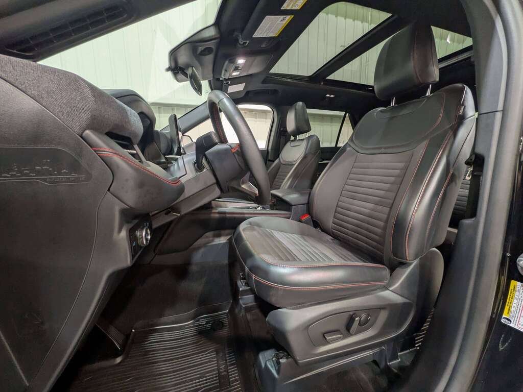 Ford Explorer ST-Line 4WD 2025 Noir Val-David - photo #1