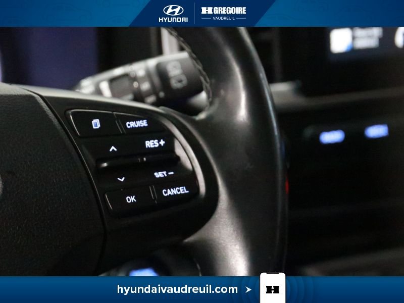 2021 Hyundai Venue Red Vaudreuil-Dorion - photo #21