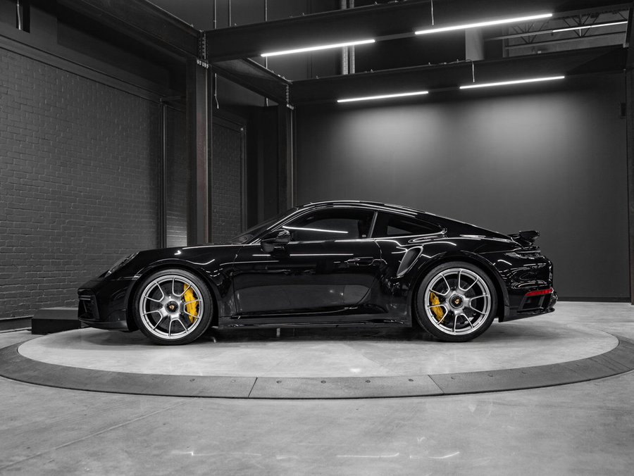 2022 Porsche 911 2022 Black