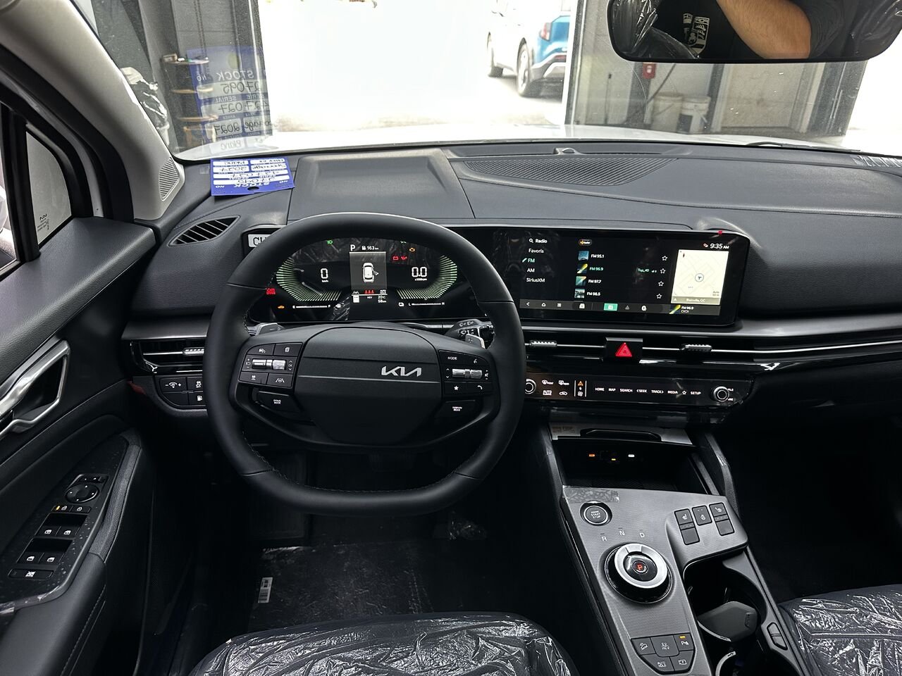 Kia Sportage hybride rechargeable 2027 Blanc Neige Nacré Blainville - photo #4