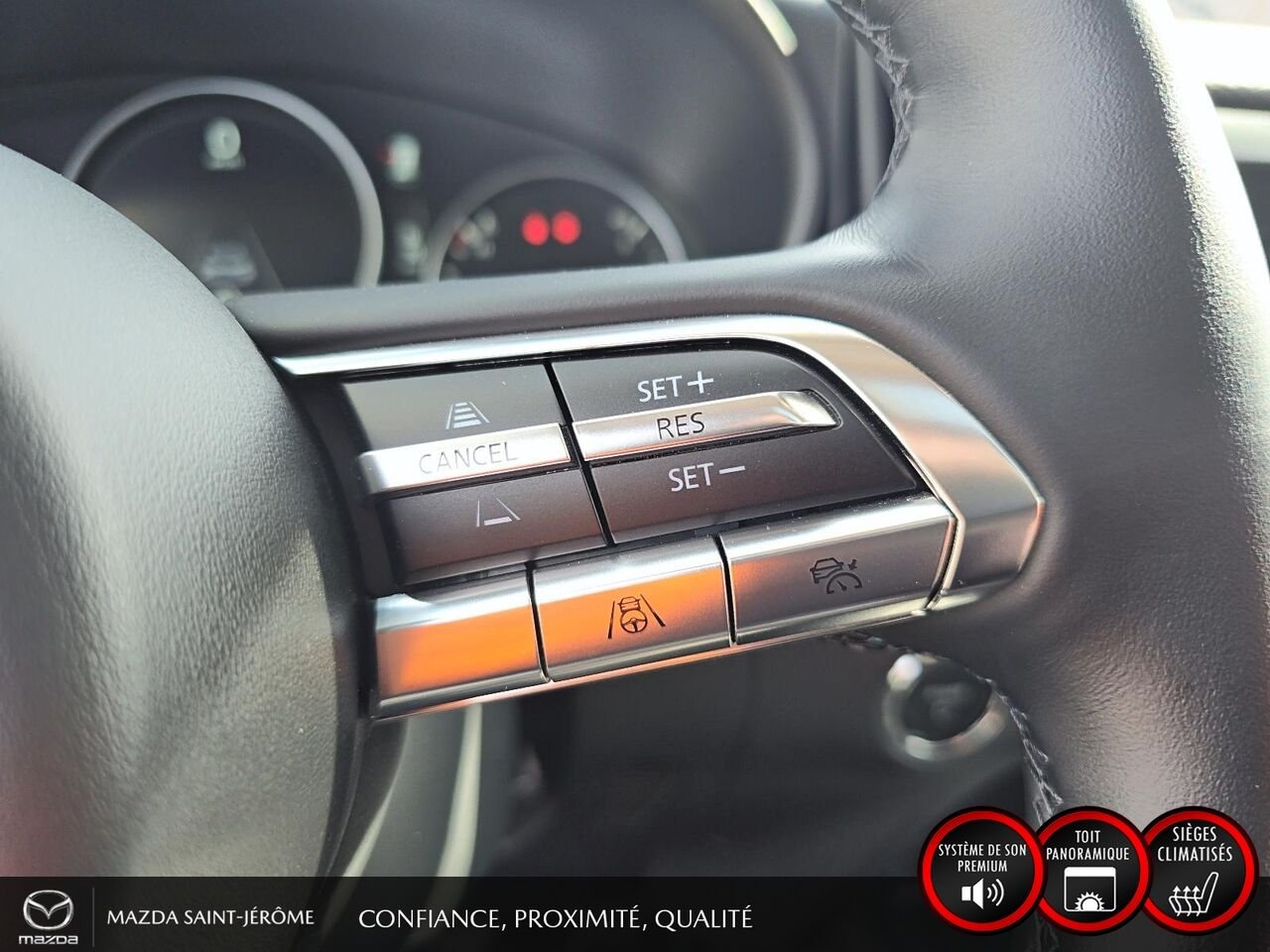 Mazda CX-50 hybride GT AWD | TOIT PANORAMIQUE | CUIR | 2025 Gris Saint-Jérôme - photo #15