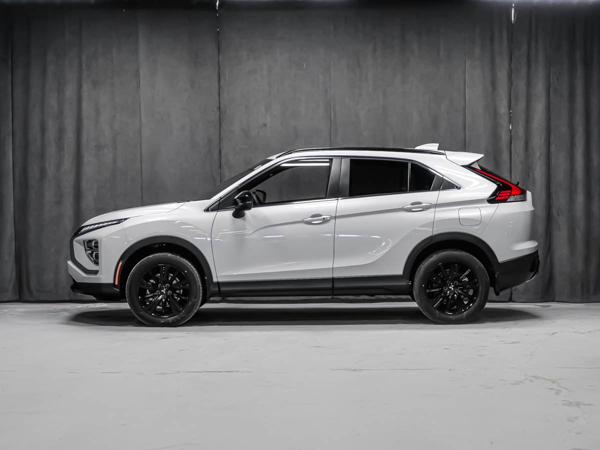 2026 Mitsubishi Eclipse Cross NOIR White Diamond Montreal - photo #2