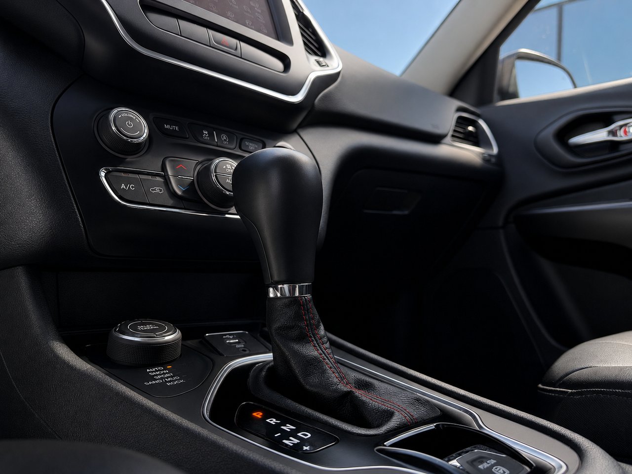Jeep Cherokee JAMAIS ACCIDENTÉ / 4X4 / APPLE CARPLAY ET ANDROID AUTO 2022 Blanc Châteauguay - photo #9