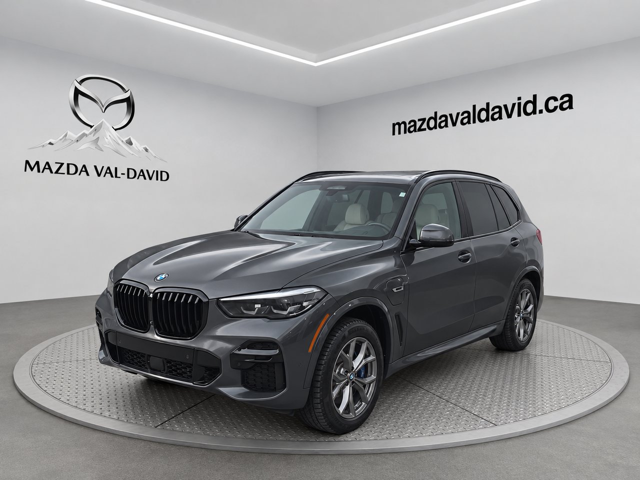 2023 BMW X5 X5 xDrive45e Green Val-David - photo #0