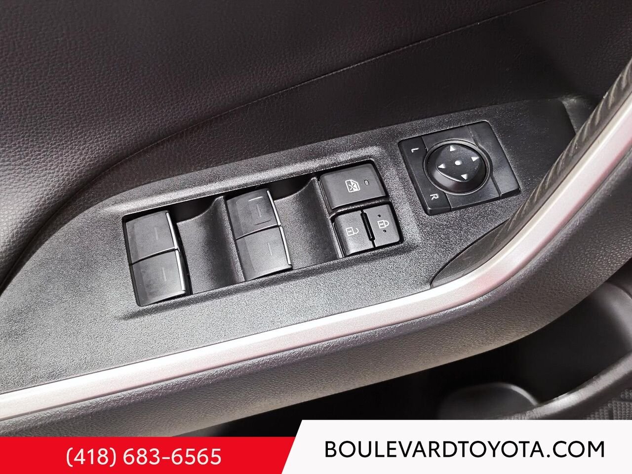 Toyota RAV4 100406A-79 | TRAIL, AWD 2024 Rouge Québec - photo #7