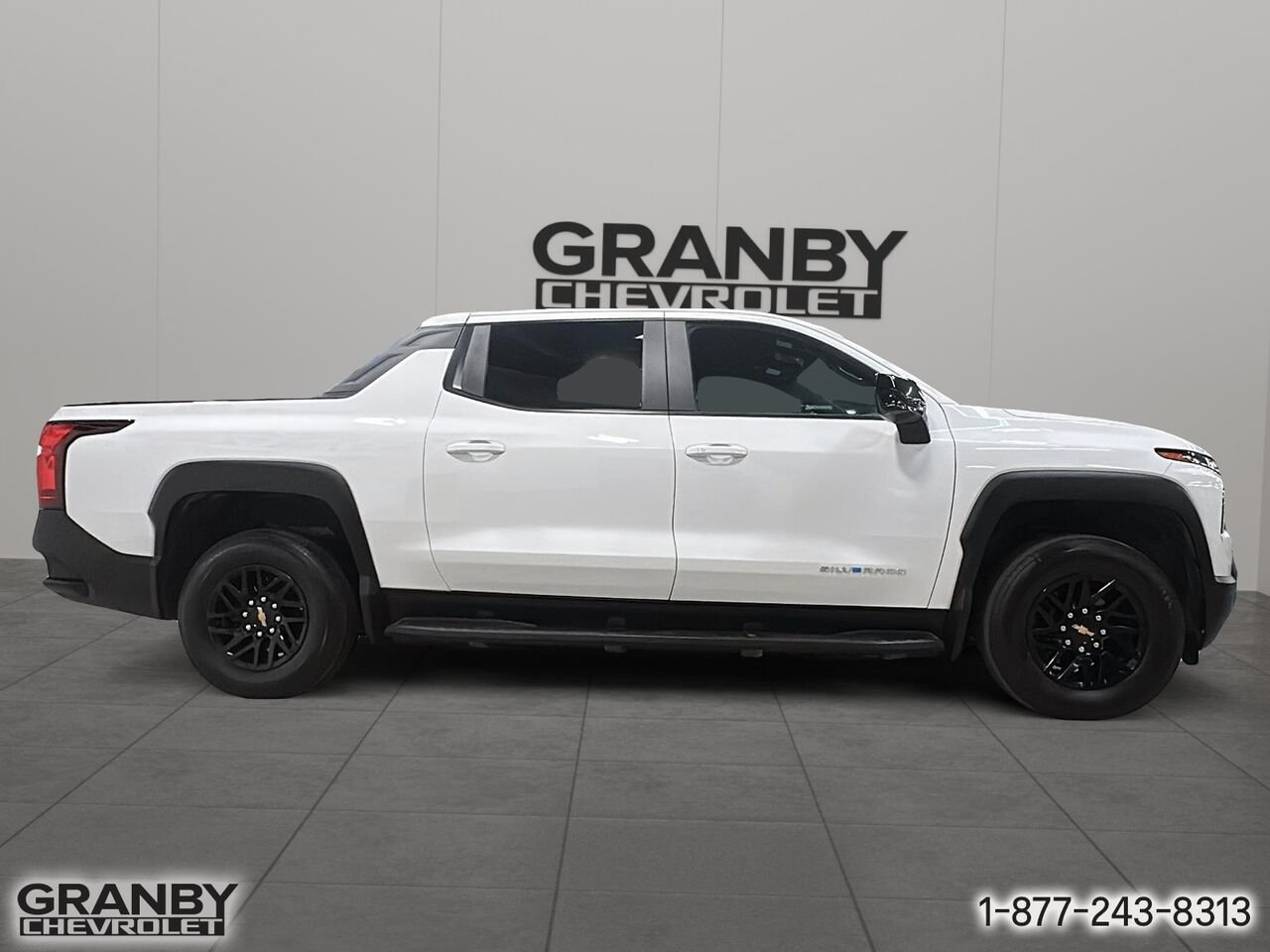 2024 Chevrolet Silverado EV WT cabine multiplace e4RM avec 4WT | G3905 White Granby - photo #3