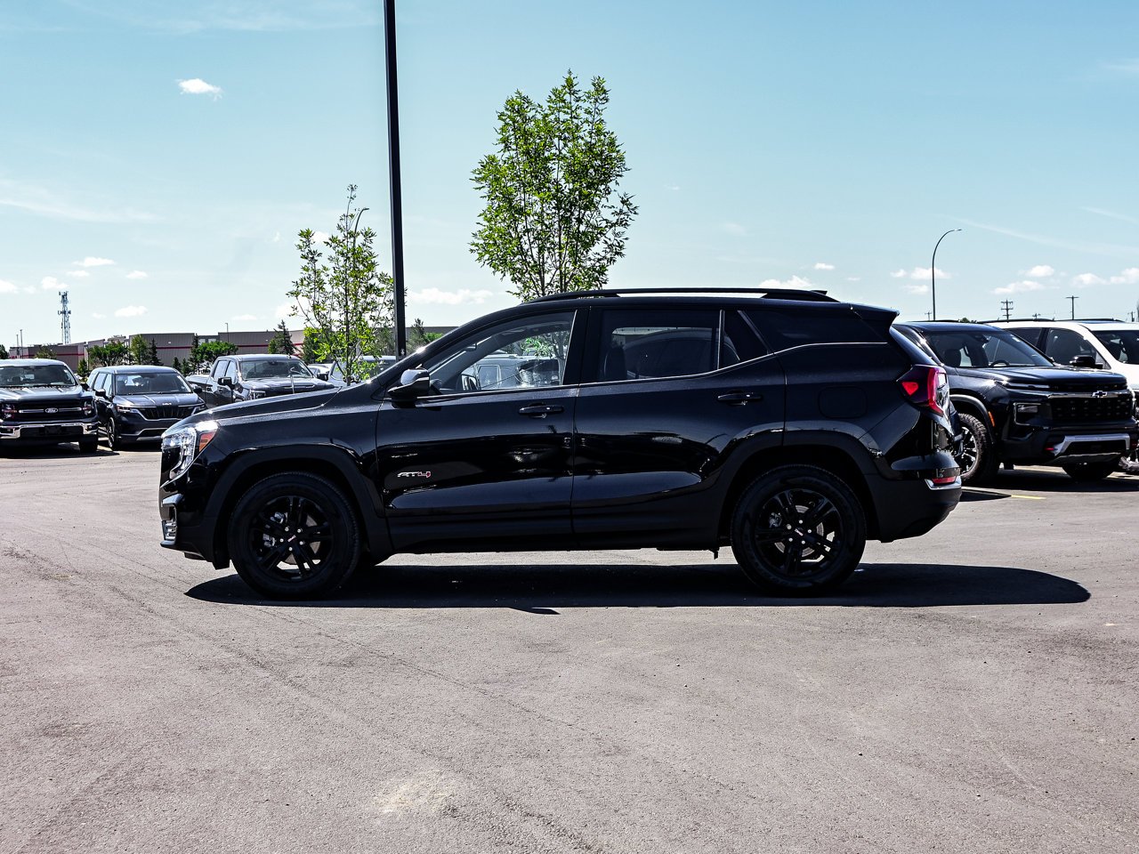 2022 GMC Terrain AWD 4dr AT4 Black Sherwood Park - photo #9