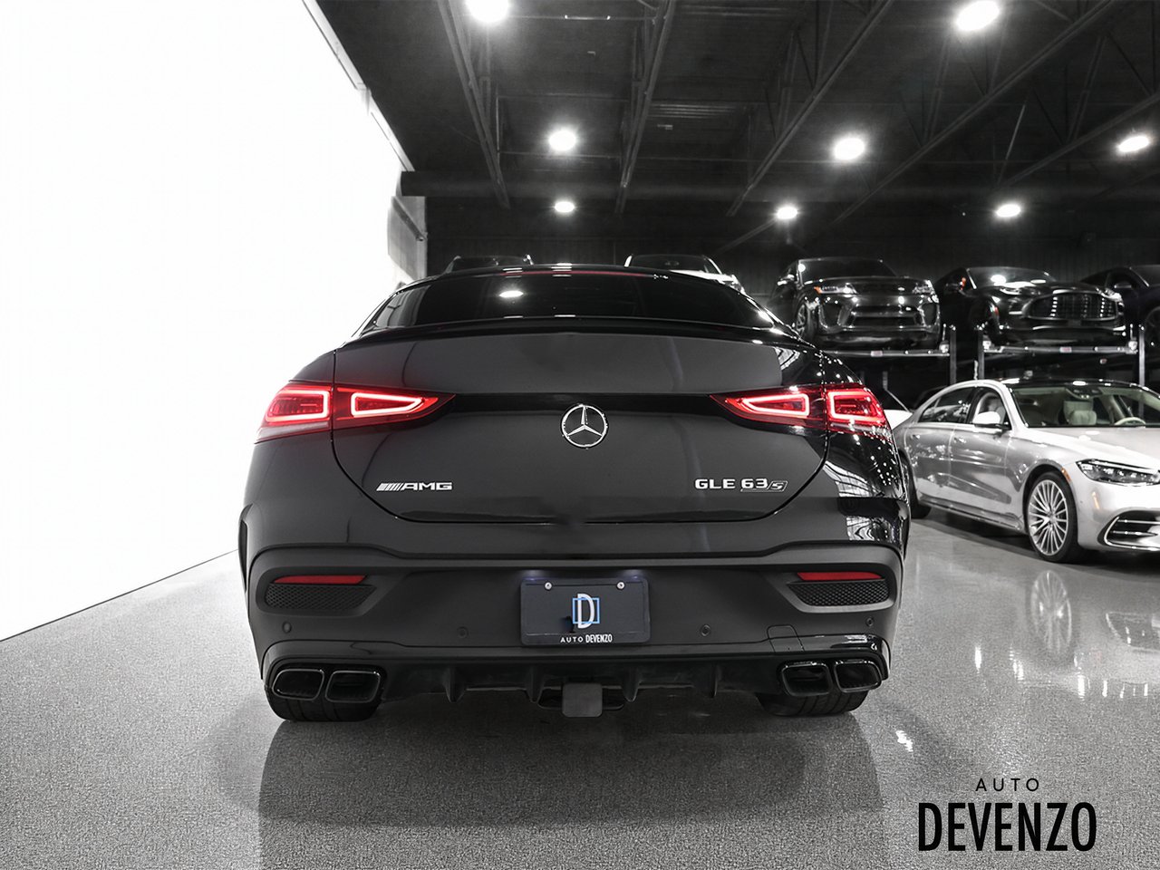 2022 Mercedes-Benz GLE Black Saint-Eustache - photo #2