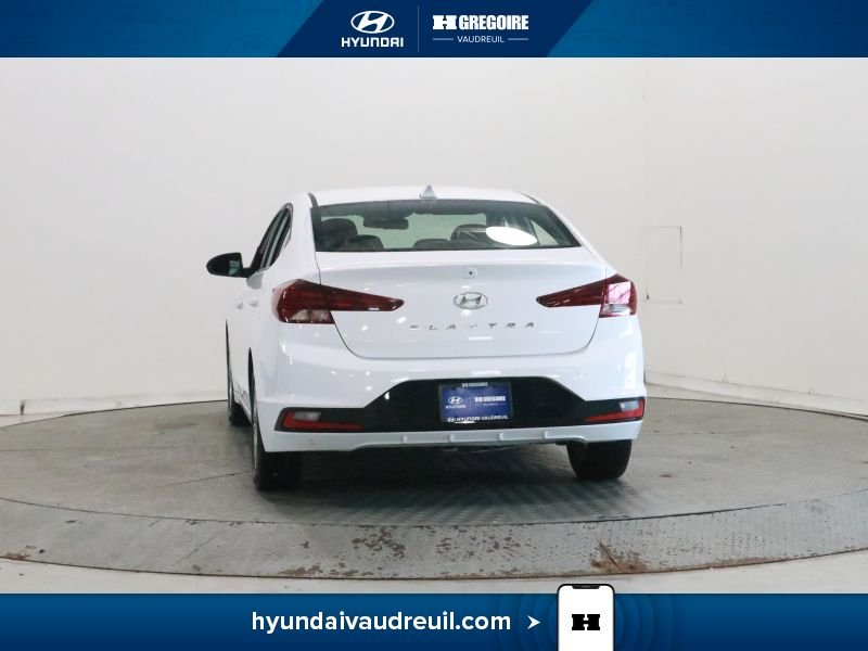 Hyundai Elantra 2019 Blanc Laval - photo #7