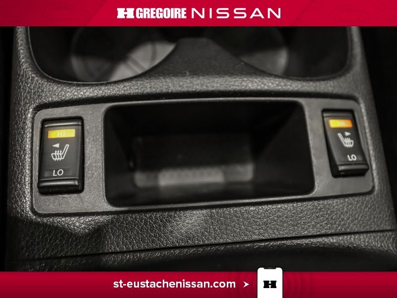 2017 Nissan Qashqai Red Laval - photo #21