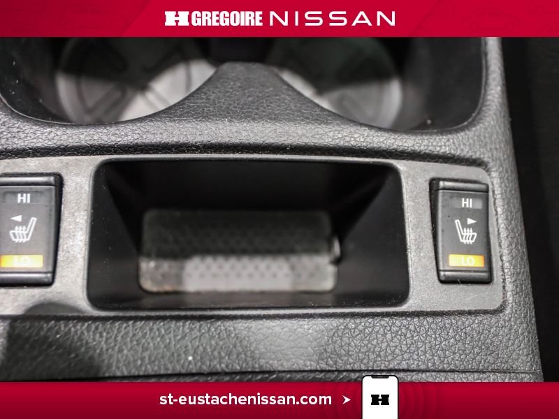 2017 Nissan Rogue Red Laval - photo #22