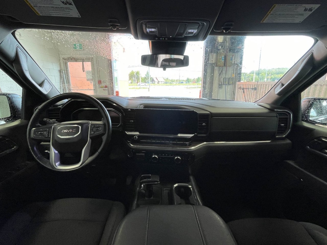 2024 GMC Sierra 1500 ELEVATION CREW 4X4 V8 *NAV* SIÈGES CHAUFF BEDLINER Black Saint-Jérôme - photo #11