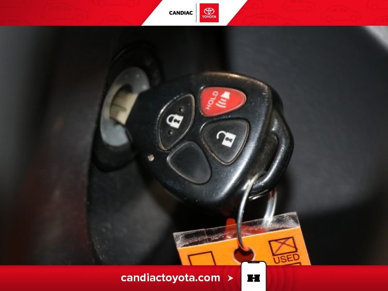 Toyota Yaris 2012 Argent Blainville - photo #25