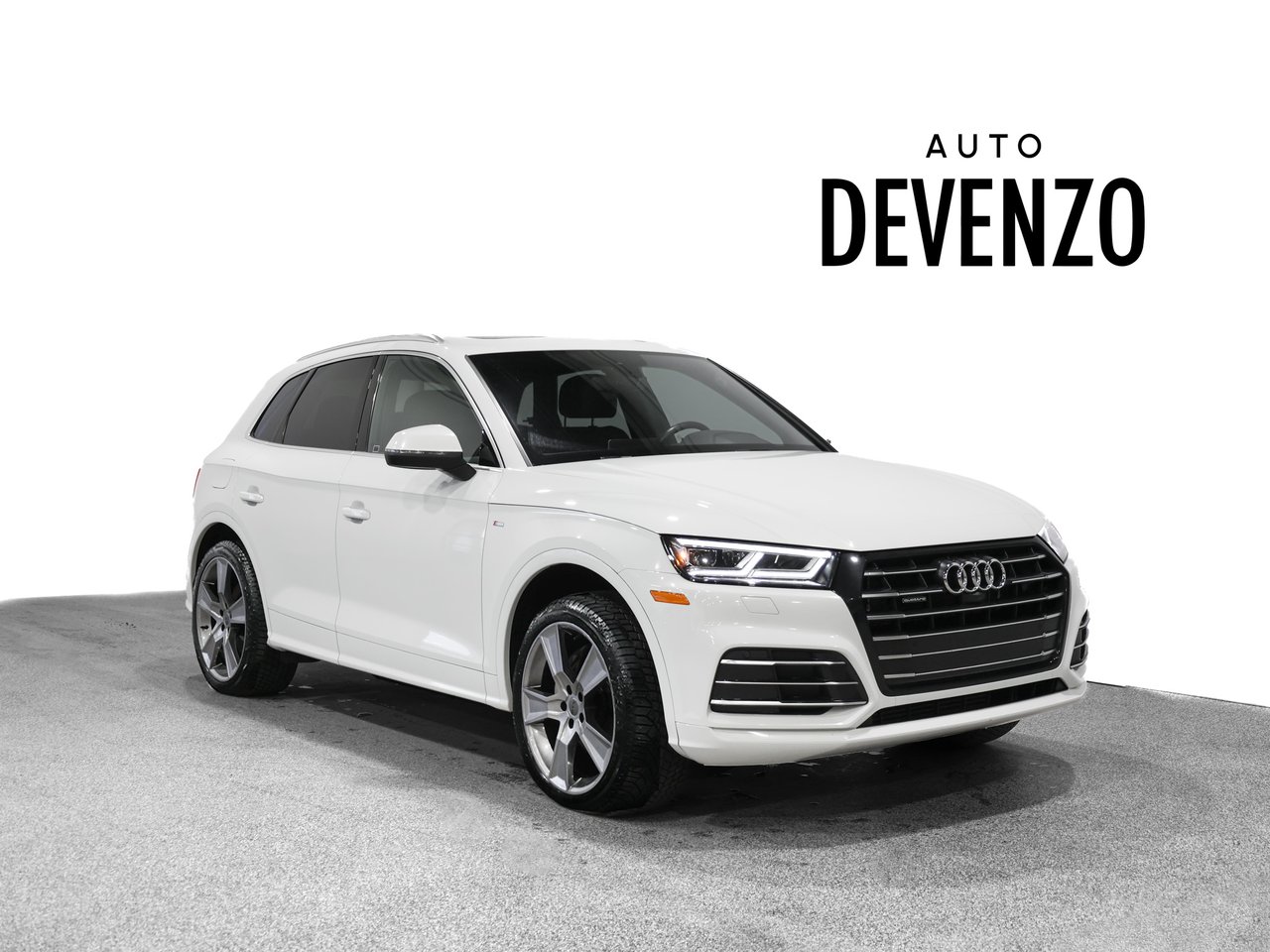 2020 Audi Q5 White Saint-Eustache - photo #0