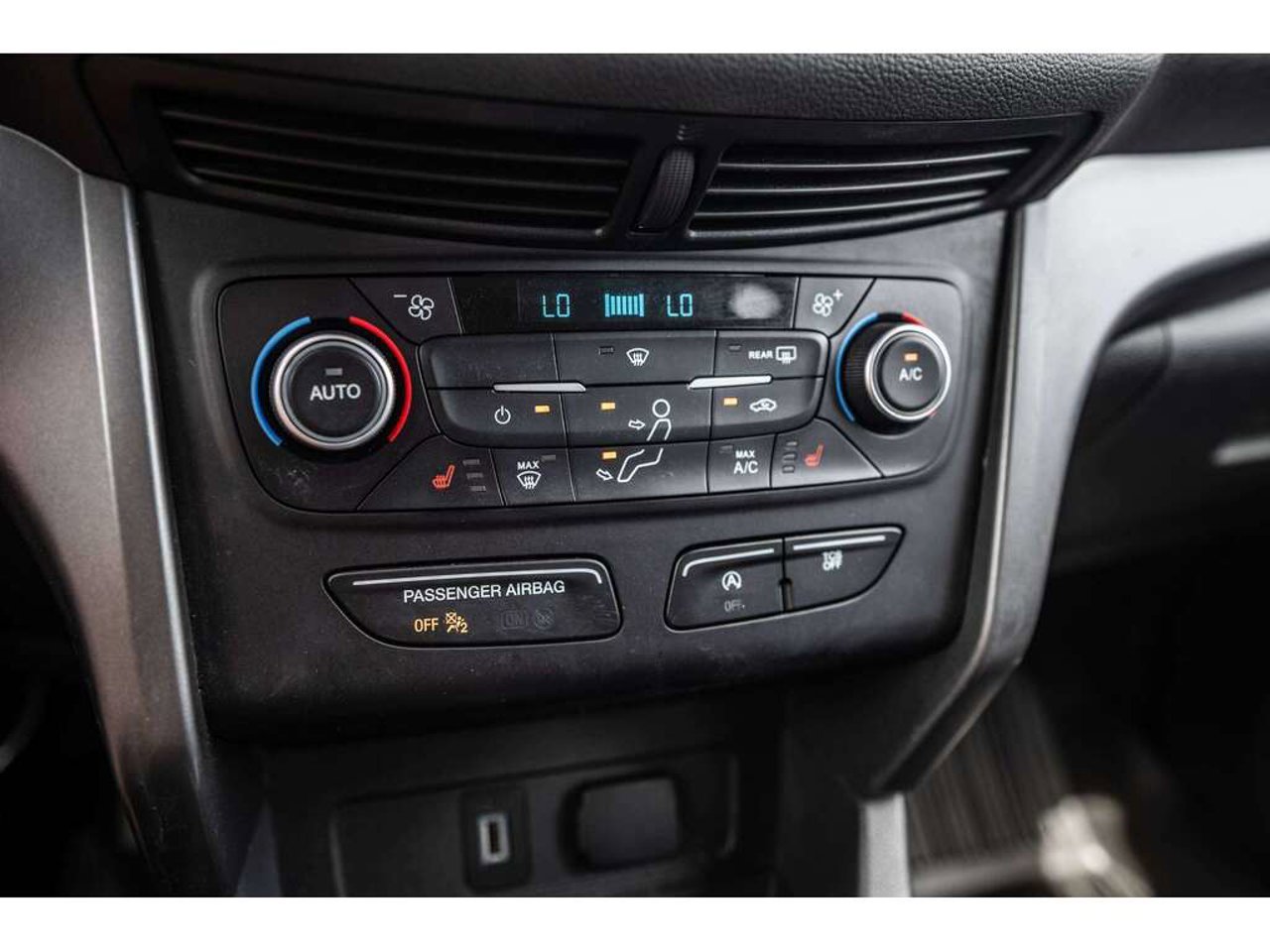 2018 Ford Escape Grey Sainte-Julienne - photo #20