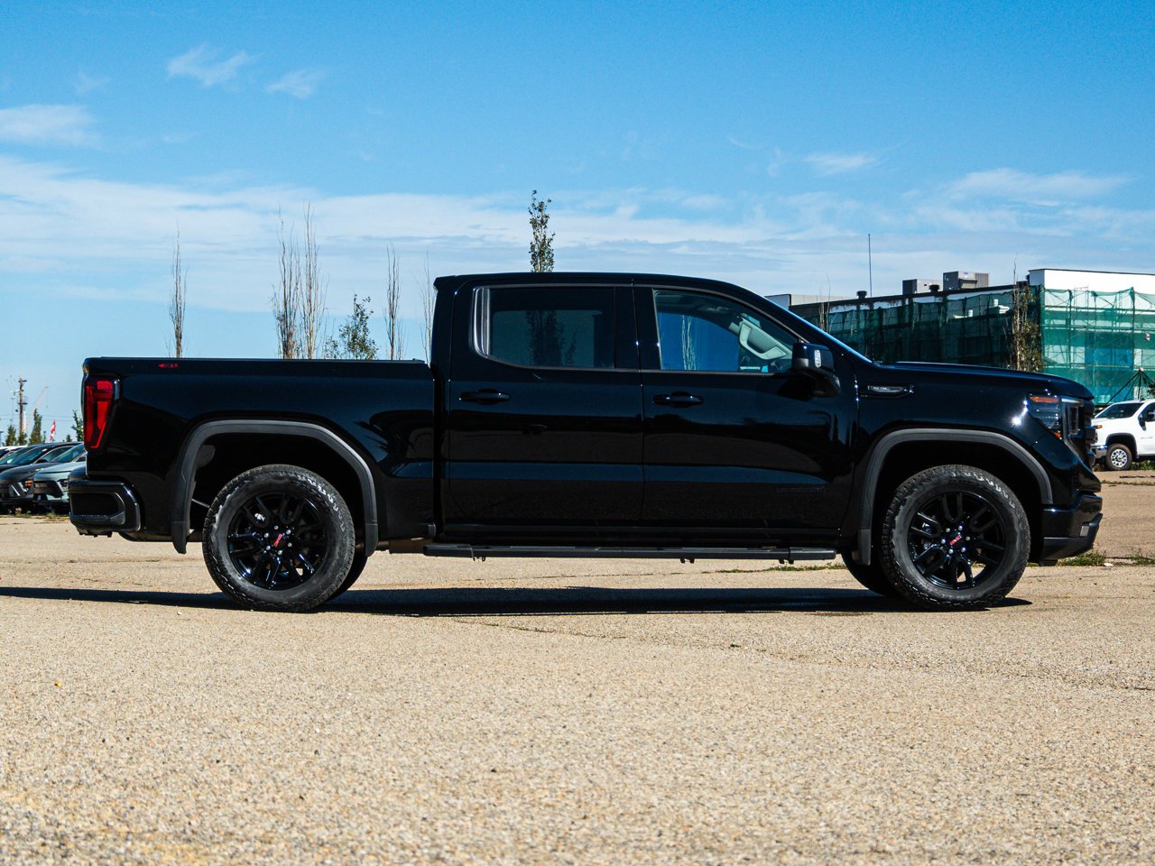 2026 GMC Sierra 1500 4WD Crew Cab 147 Elevation Black Sherwood Park - photo #14