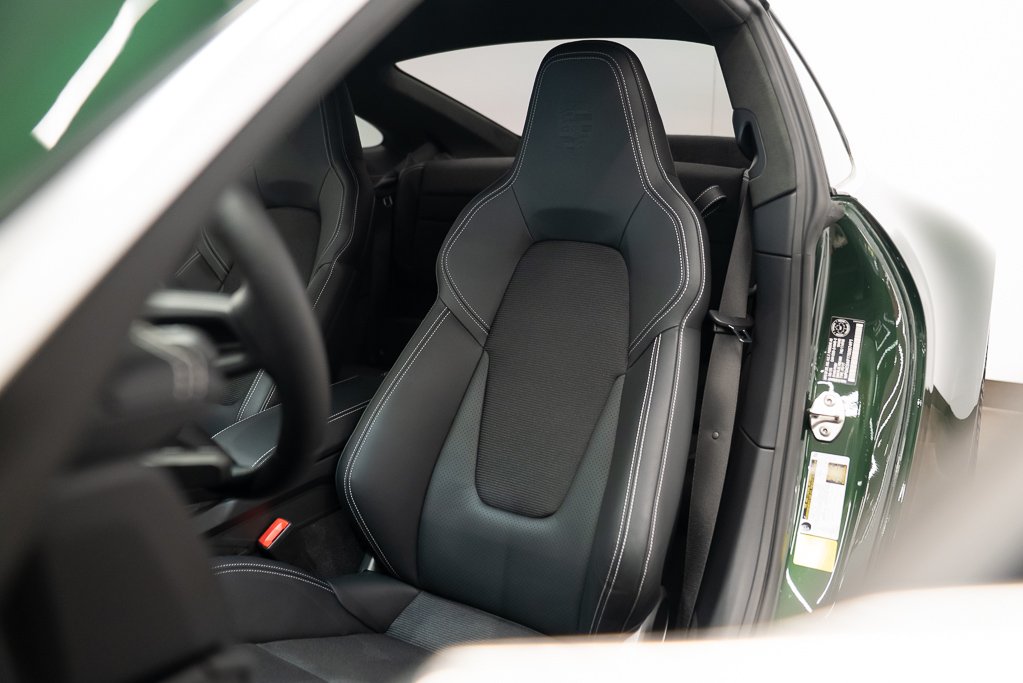 2026 Porsche 911 GT3 coupé avec ensemble Touring Green Kirkland - photo #12