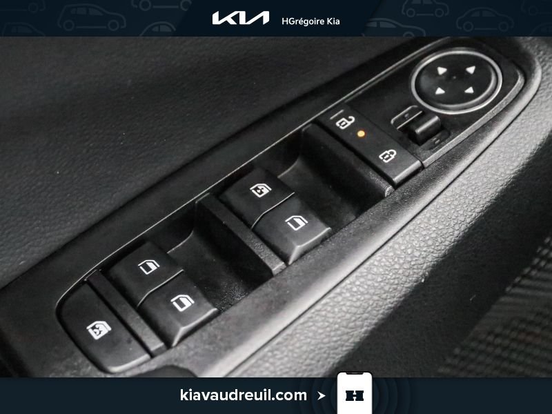2025 Kia Seltos White Laval - photo #10
