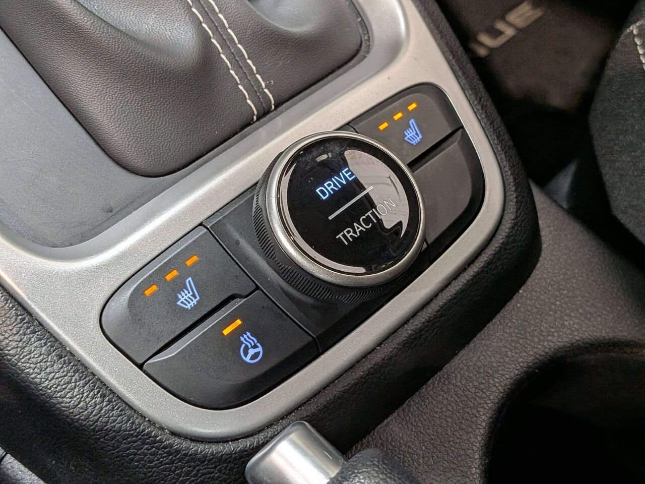 2026 Hyundai Venue Preferred IVT Black Val-David - photo #28