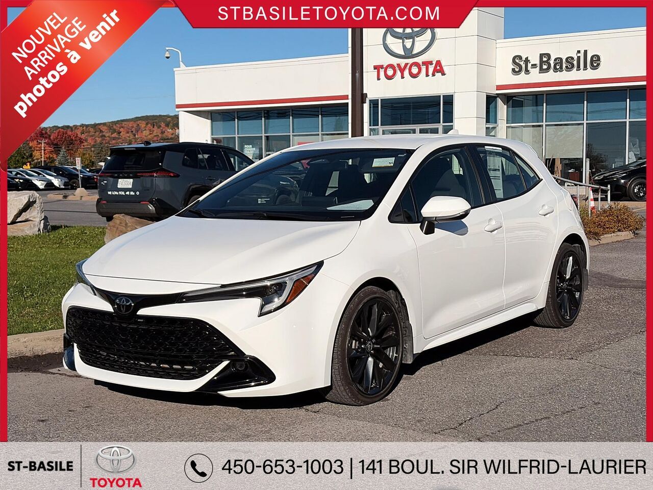 White 2025 Toyota Corolla Hatchback Hatchback Front-Wheel Drive Automatic