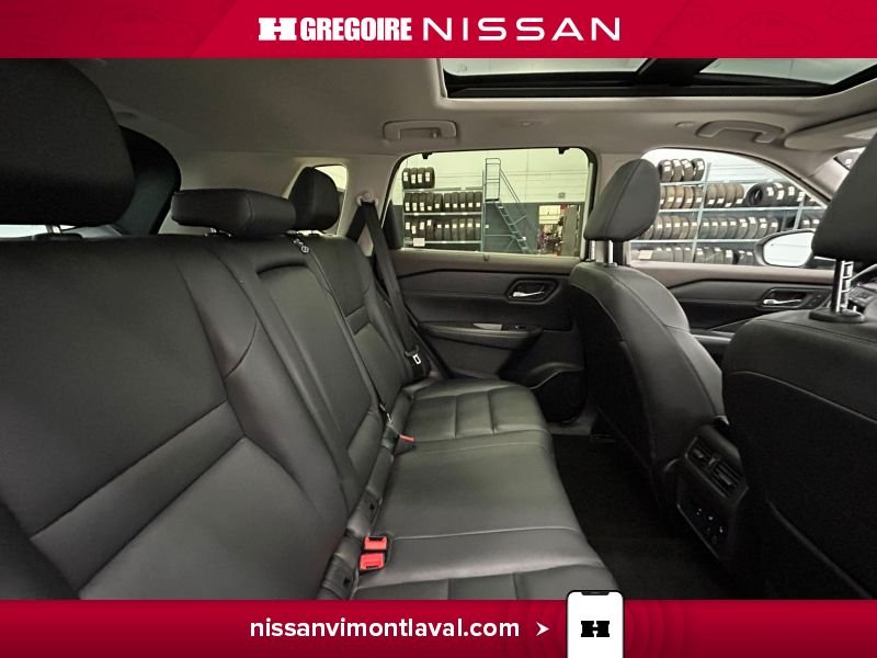 Nissan Rogue 2023 Blanc Laval - photo #13