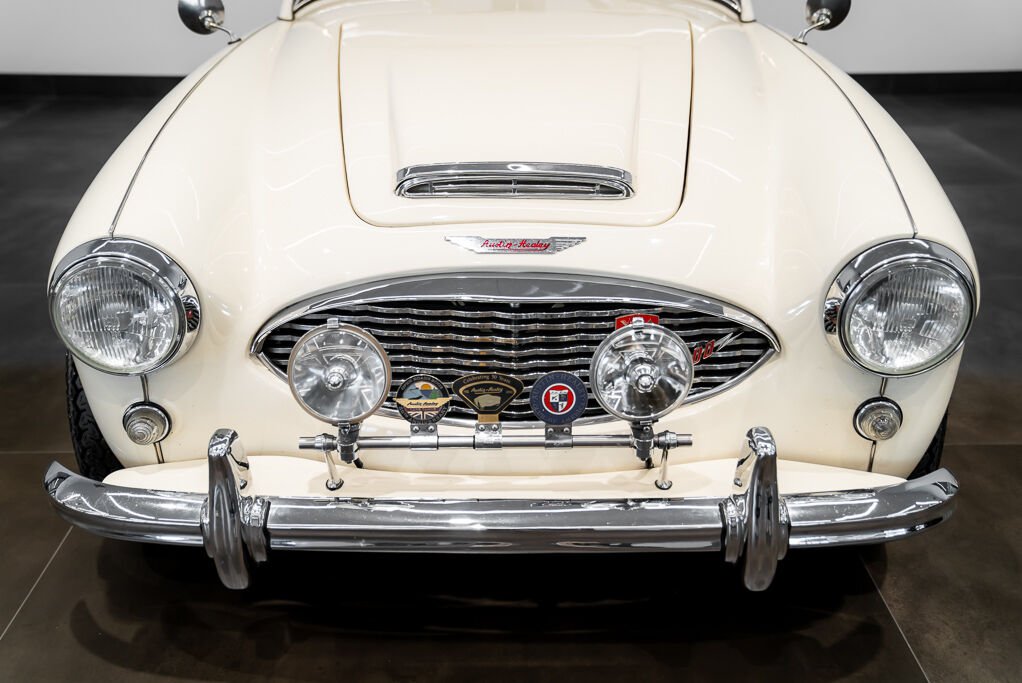 Austin Healey BN7 Mrk 1 1961 Blanc Montréal - photo #2