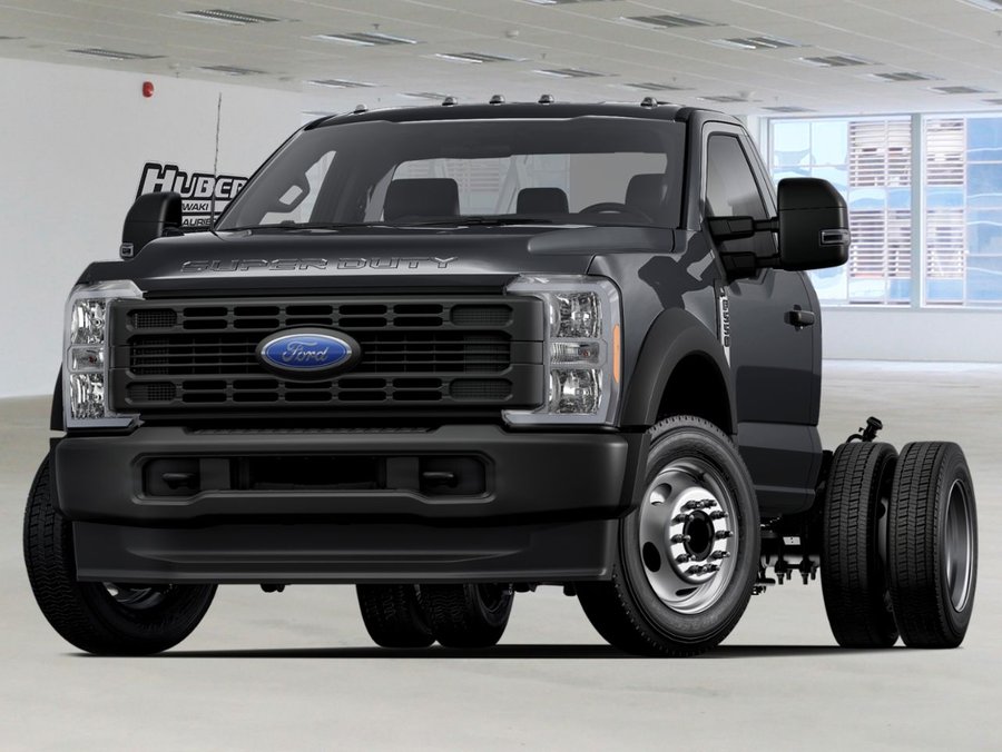Ford Super Duty F-550 DRW XL cabine simple 4RM 145 po DCE de 60 po 2026 Noir agate métallisé