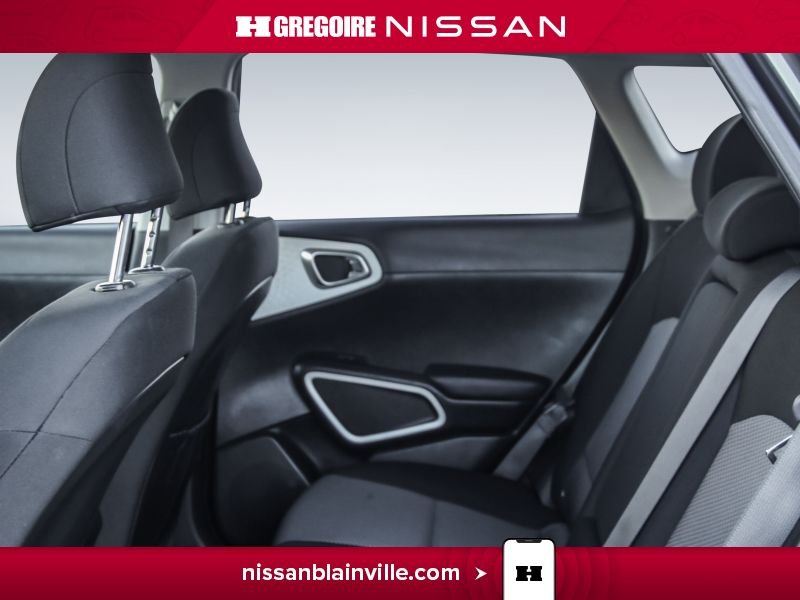 2022 Kia Soul Grey Blainville - photo #23
