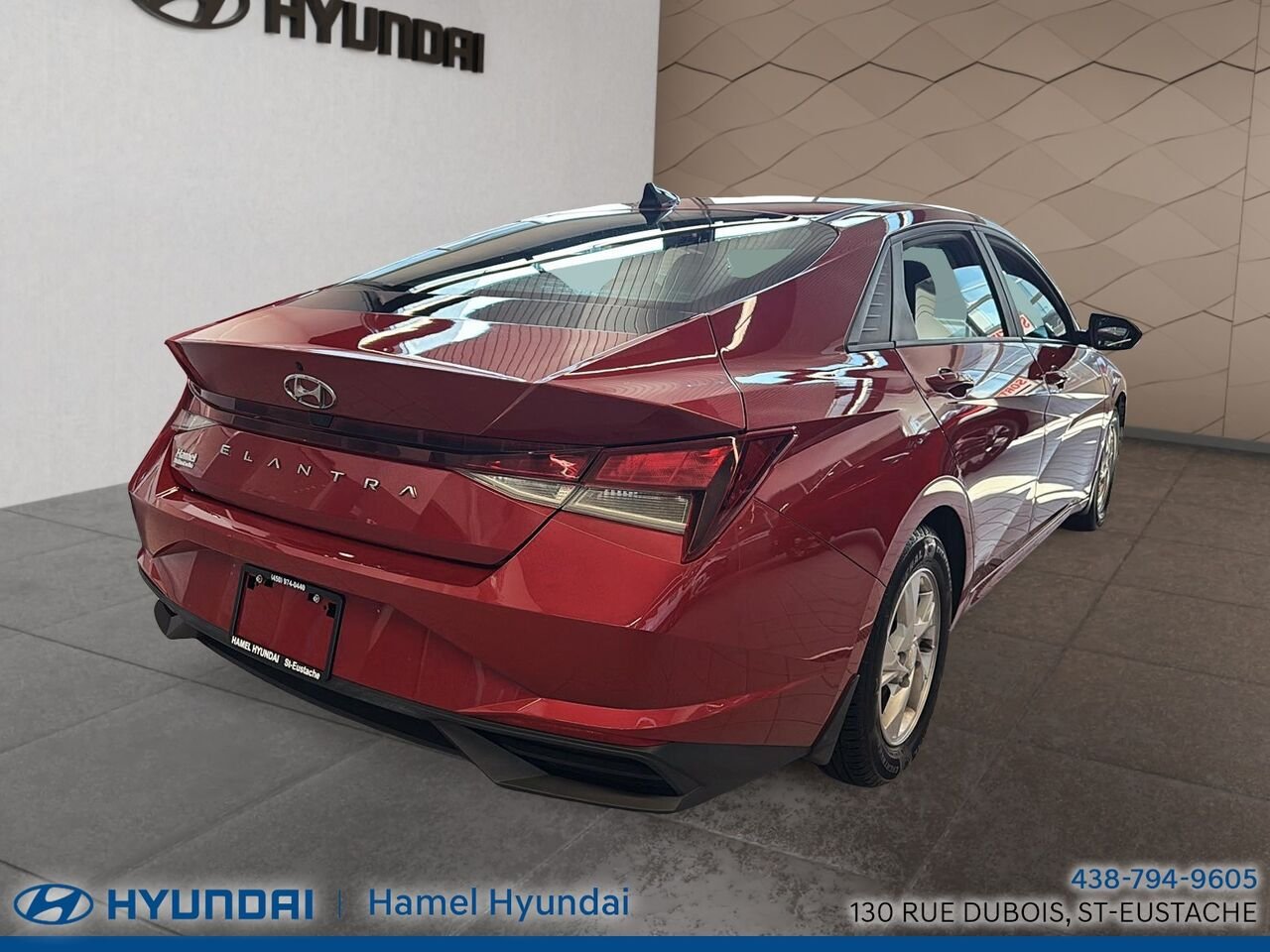 2021 Hyundai Elantra Red Saint-Eustache - photo #2