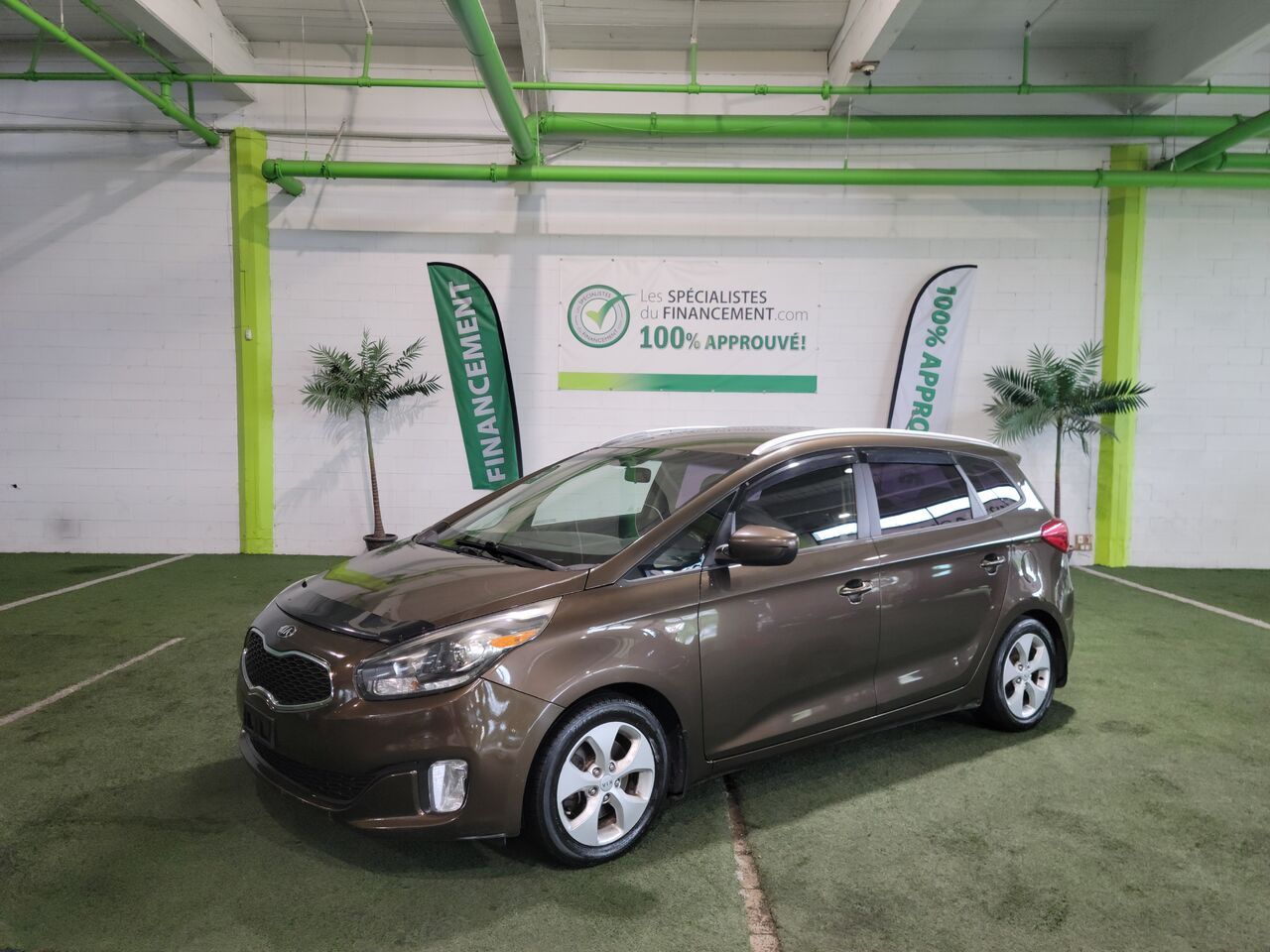 Brown 2015 Kia Rondo SUV / Crossover  Automatic