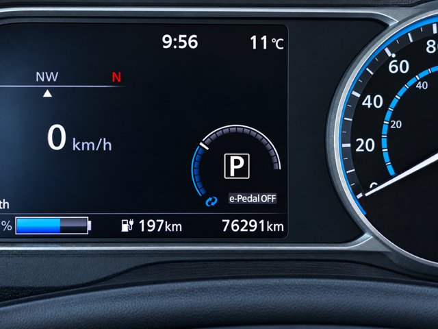 2023 Nissan Leaf SL PLUS, CUIR, SIEGES ET VOLANT CHAUFFANTS, SYSTEME BOSE White