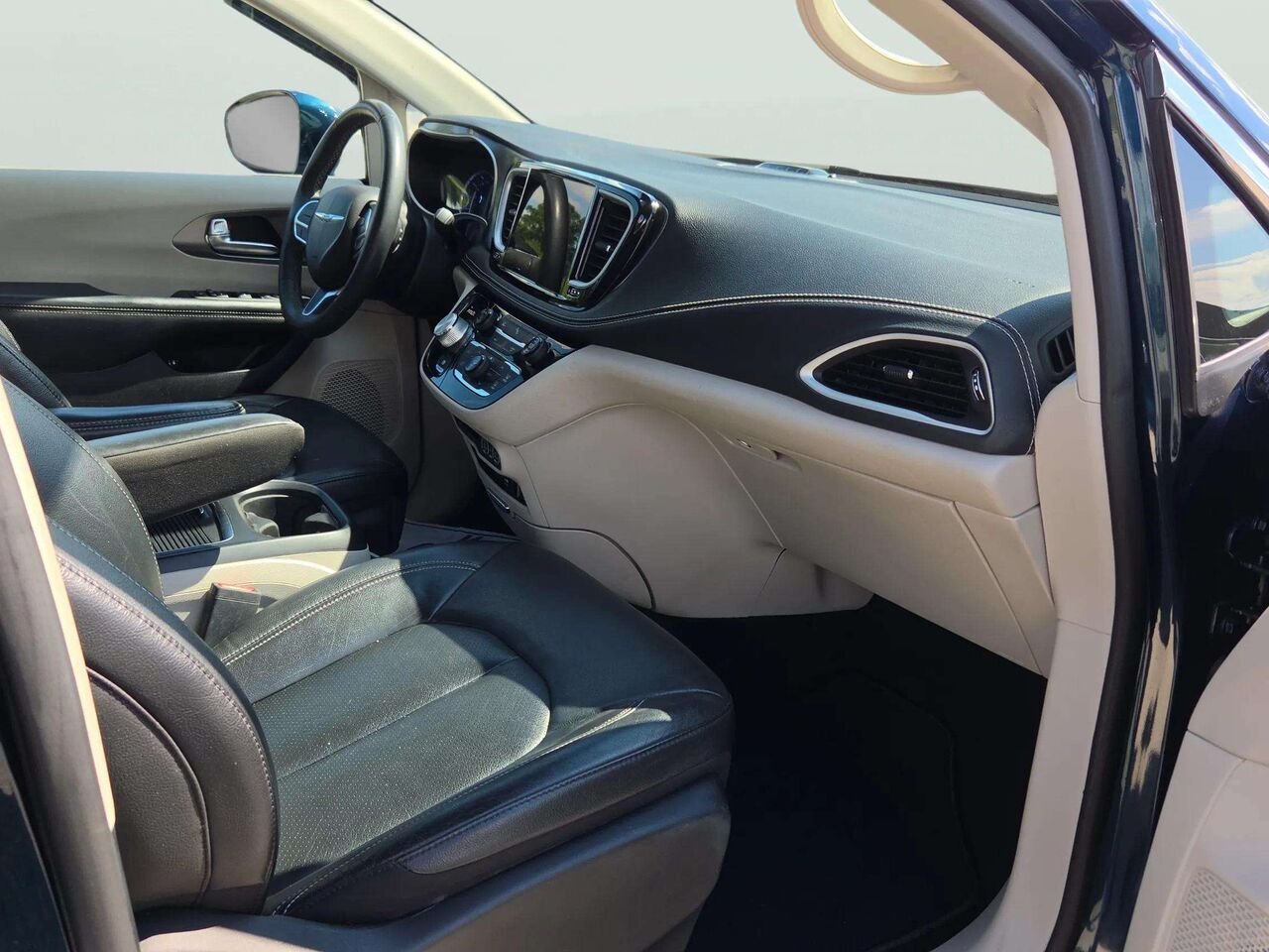 Chrysler Pacifica 2022 Bleu Gatineau - photo #14