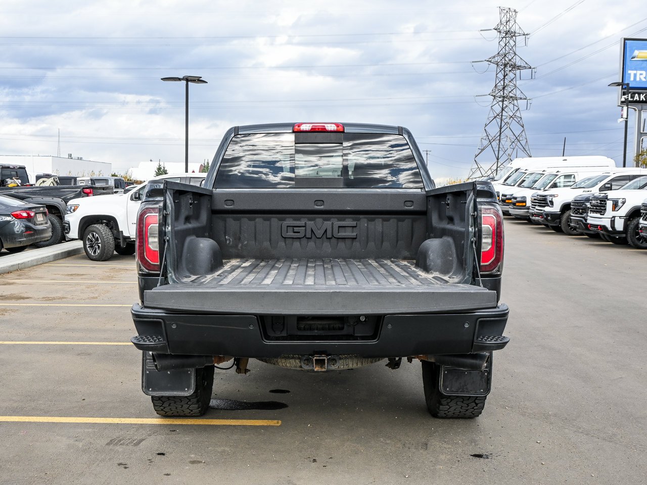 2018 GMC Sierra 1500 4WD Crew Cab 143.5 SLT Grey Sherwood Park - photo #13