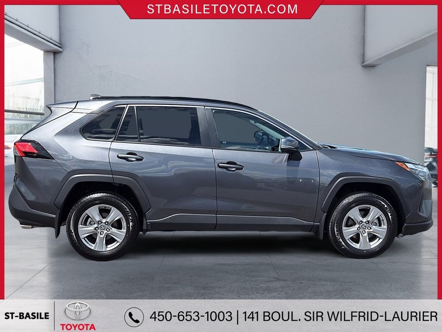 TOYOTA RAV4 XLE AWD 2025 Gris magnétique métallisé